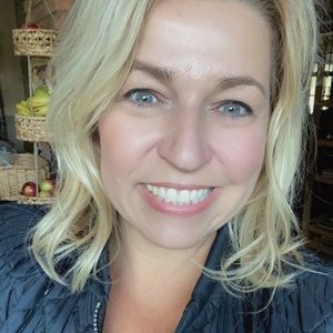 Meet your Posher, Cheri